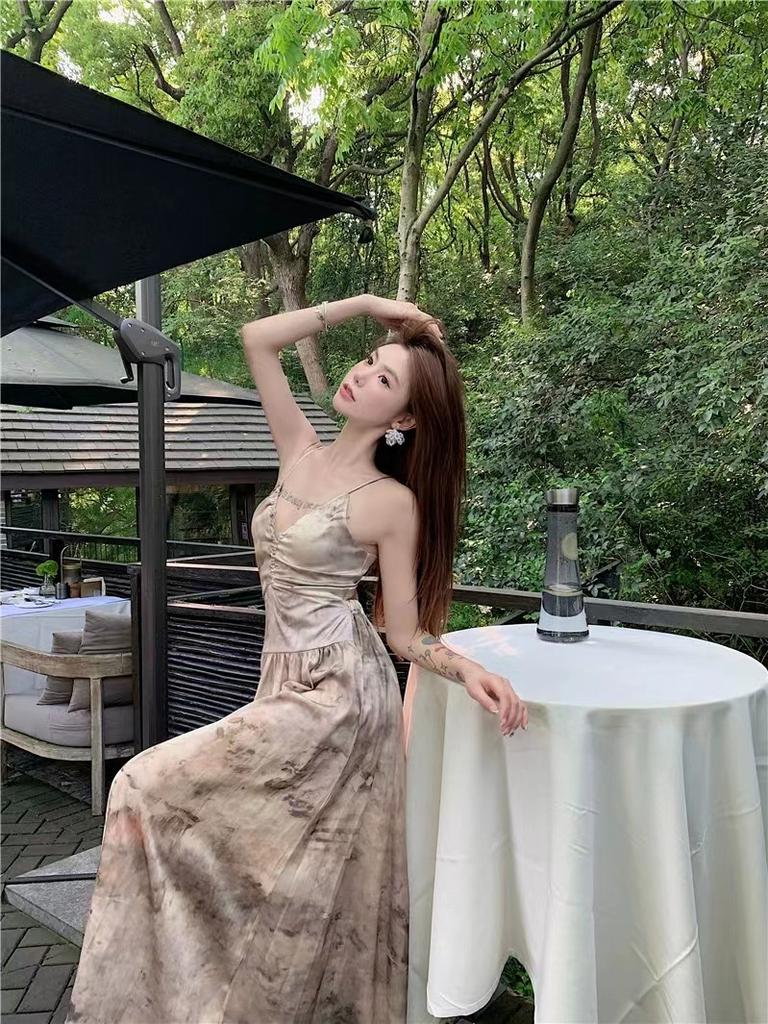 Beach skirt texture coffee break French Hepburn style seaside vacation neck dress women's summer new beach dress