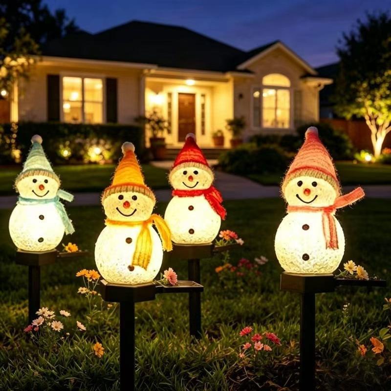 Solar Powered Snowman Stake Lights Warm LED Light Cute Design for Christmas Garden Path Porch Holiday Party Decoration