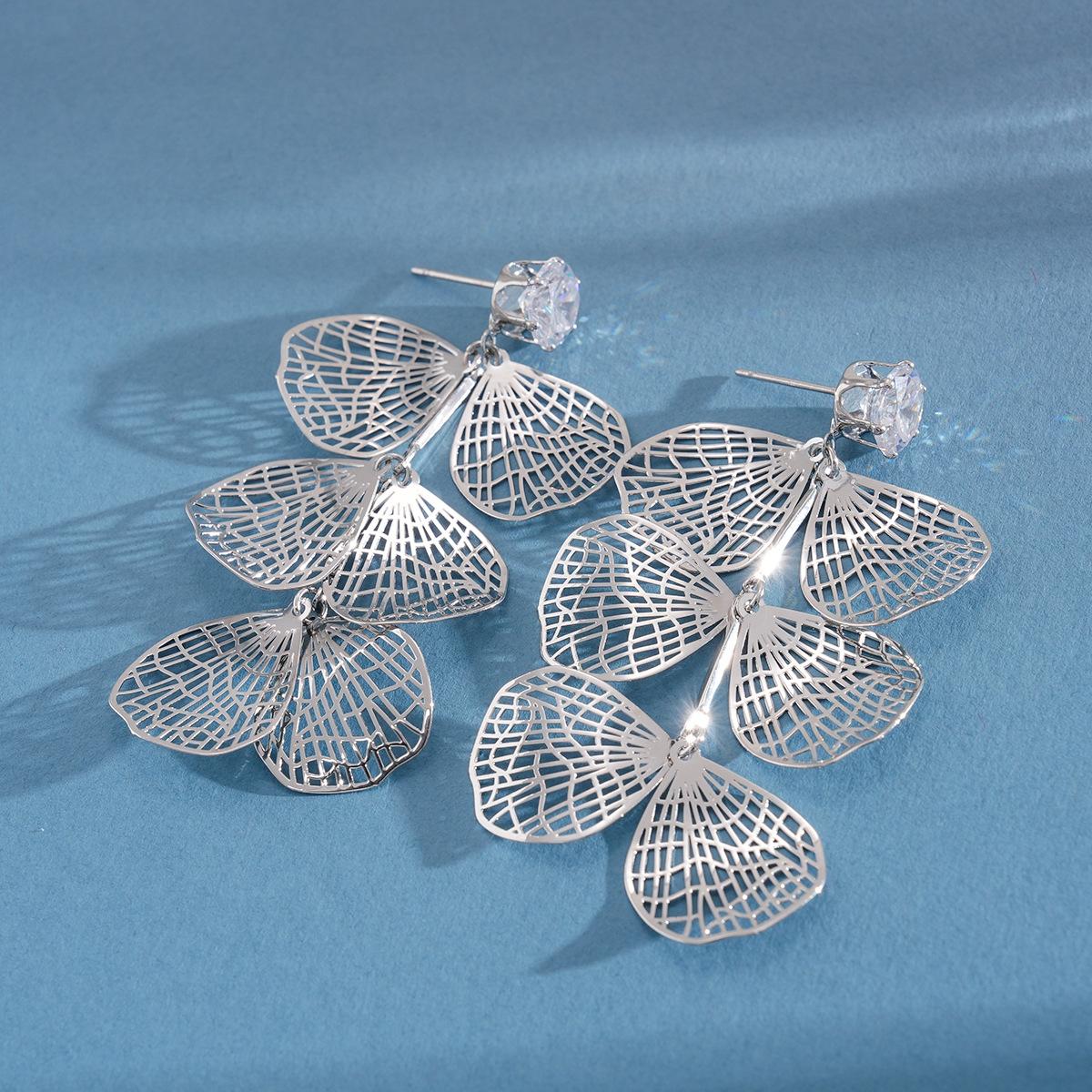 

DIGADAGU Alloy Hollow Flower Tassel Dangle Earrings New Simple Retro Earrings Women s Daily Zircon Accessories медный