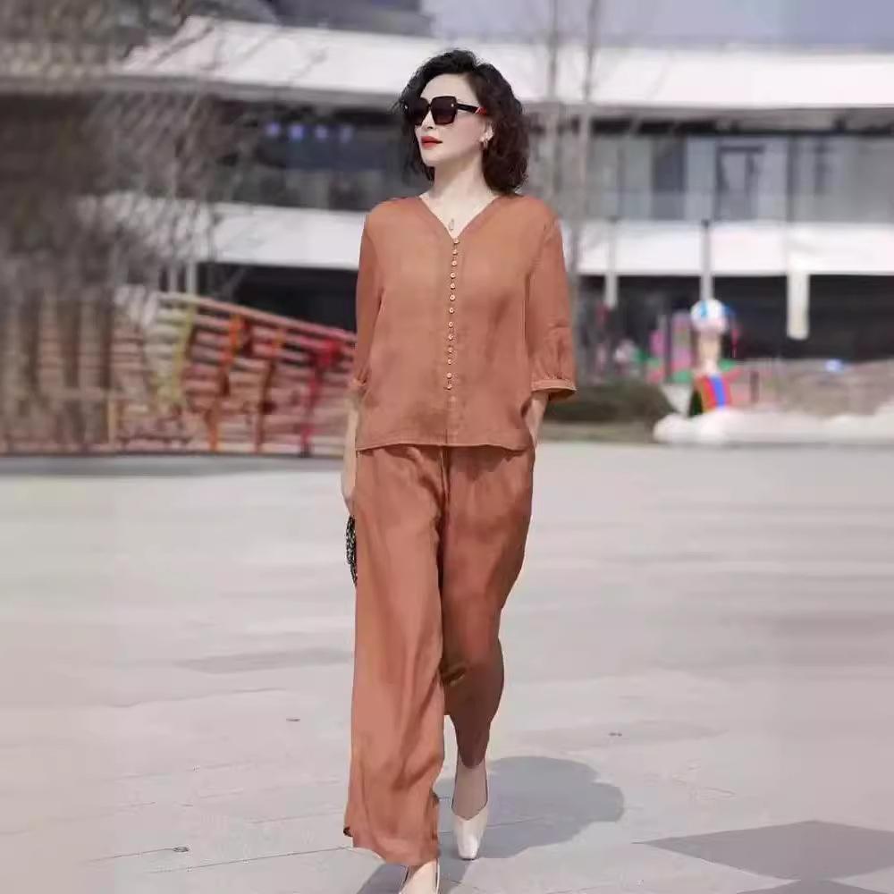 2025 Women's Retro Fashion Casual Two-Piece Set: Top & Wide-Leg Pants