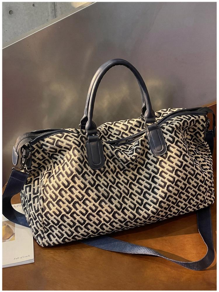 Women's Trendy Large Capacity Business Travel Bag - Fashionable Crossbody & Handheld Luggage Bag