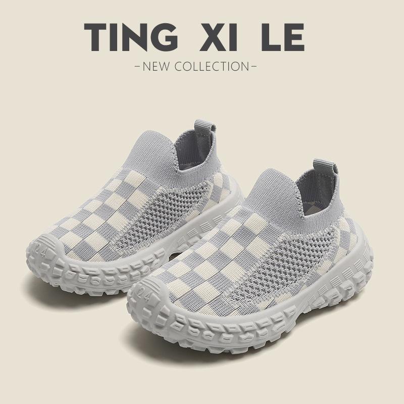 Kids Breathable Flyknit Soft Soled Casual Sports Sneakers For Boys And Girls