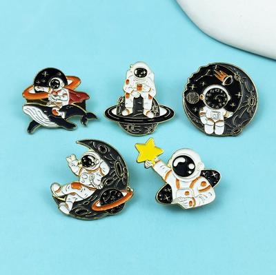 Versatile Astronaut Brooch: Interstellar Exploration Drip Oil Alloy Badge for Clothes, Hats, and Bags