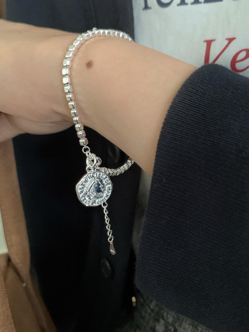 925 Sterling Silver Round Pendant Bracelet for Women - Chic and Modern Design 925 Silver серебряный