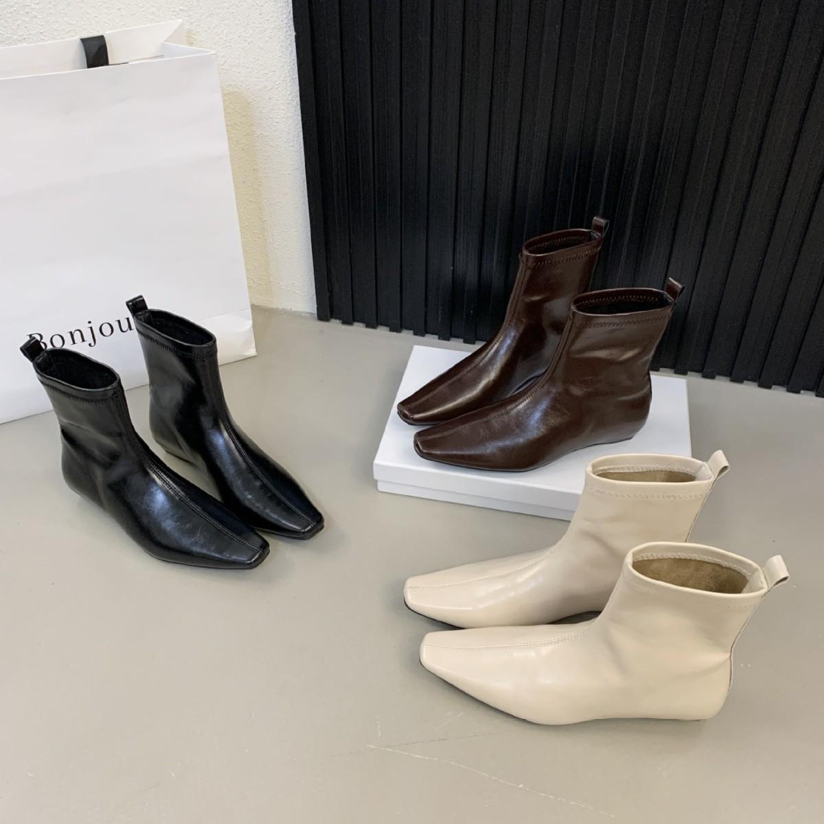 

Pointed short boots women s 2025 autumn and winter new simple women s boots short boots French thin boots 40 белый