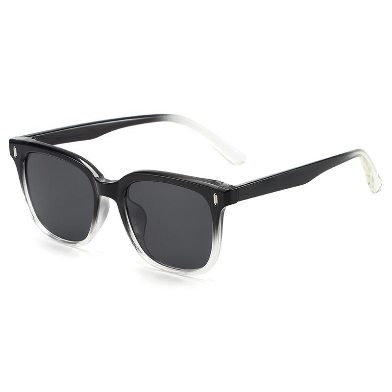 Women's Retro Small Frame Polarized Sunglasses - High-End Design, Slimming Effect, Ideal for Driving and Students