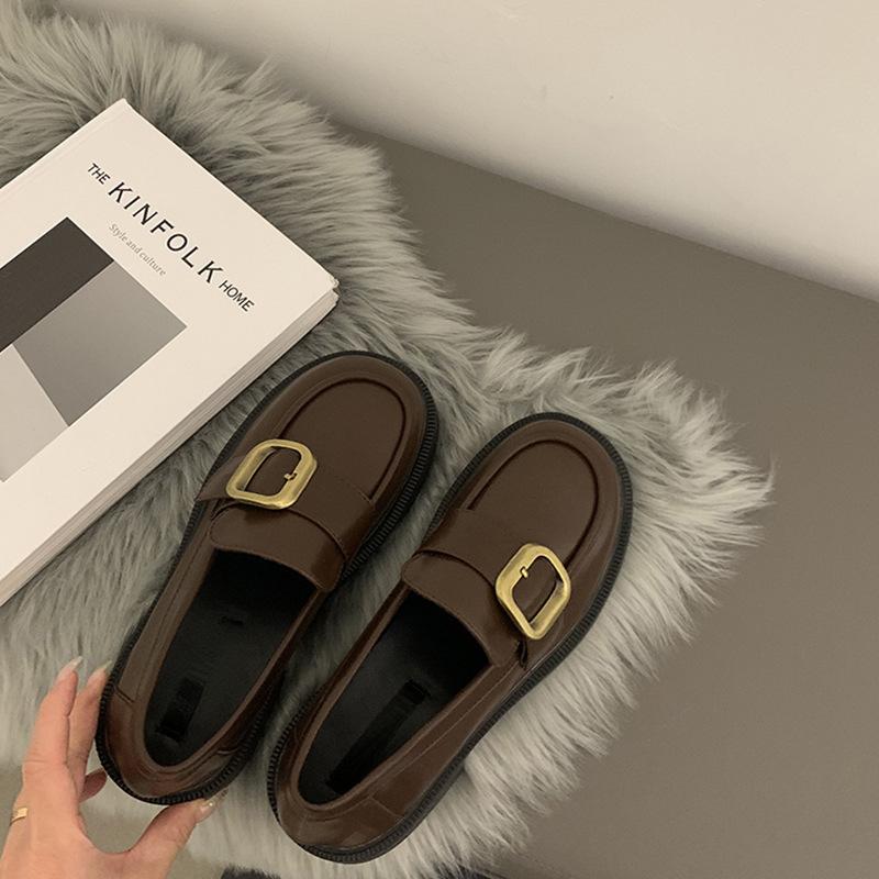 British style black small leather shoes women's spring and autumn 2025 new light mouth thick heel Mary Jane Love Doudou single shoes