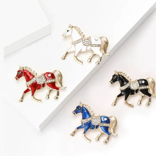 Horse Brooch Alloy Enamel Pin with Rhinestones Inlaid Clothes Hats Bags Collar Badge Fashion Accessories