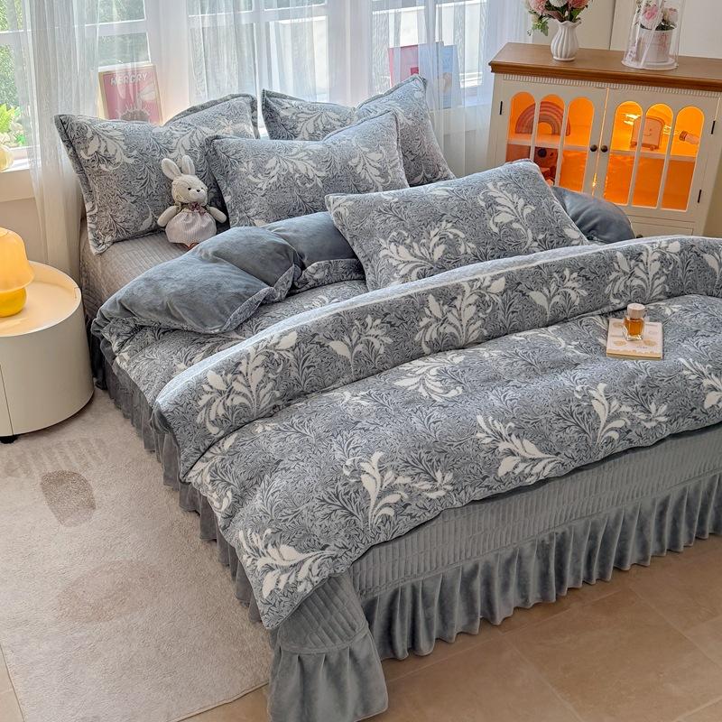 Thickened Milk Fleece Bed Cover Four-Piece Set, Fleece Bed Sheet Quilt Cover, Baby Fleece Three-Piece Set, Bedding
