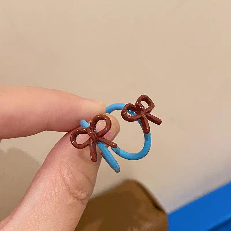 Korean Style Contrast Color Bow C-Shaped Earrings - Trendy & Unique Design for Women