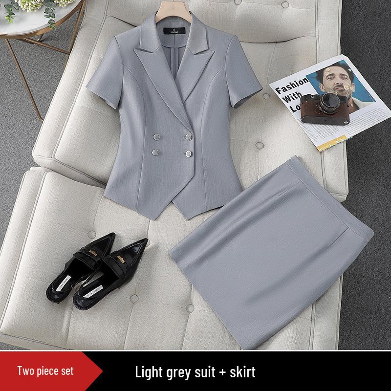 Premium Women's Summer Interview Blazer - Professional and Elegant Workwear