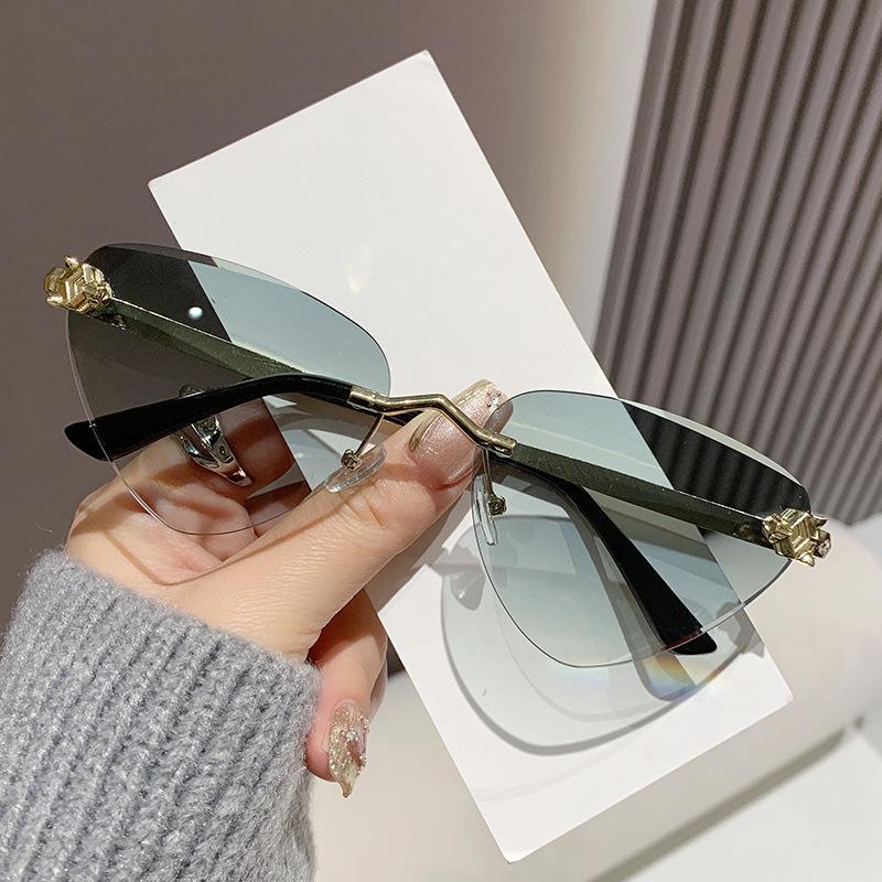Cat Eye Rimless Sunglasses Women Men Luxury UV400 Protection Gradient Lens Metal Frame Fashion Eyewear Shades
