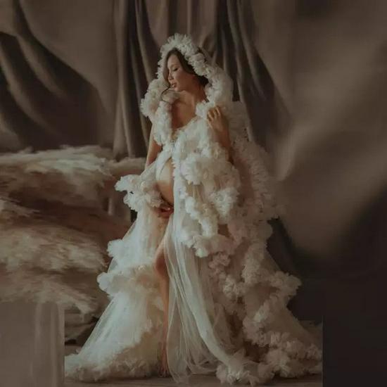Versatile Maternity Photoshoot Mesh Robe: Sexy, Fashionable, Multiple Colors