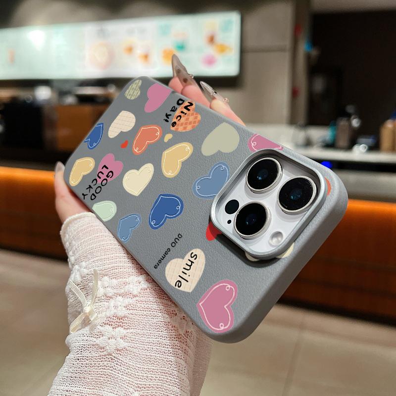 Urocze kolorowe nadruki serc miłości Wstrząsoodporne miękkie TPU Smukłe etui na telefon Dla iPhone 16 Pro Max 15 Pro 14 13 12 11 Ochrona obiektywu Matowa skórzana tekstura Pokrowiec