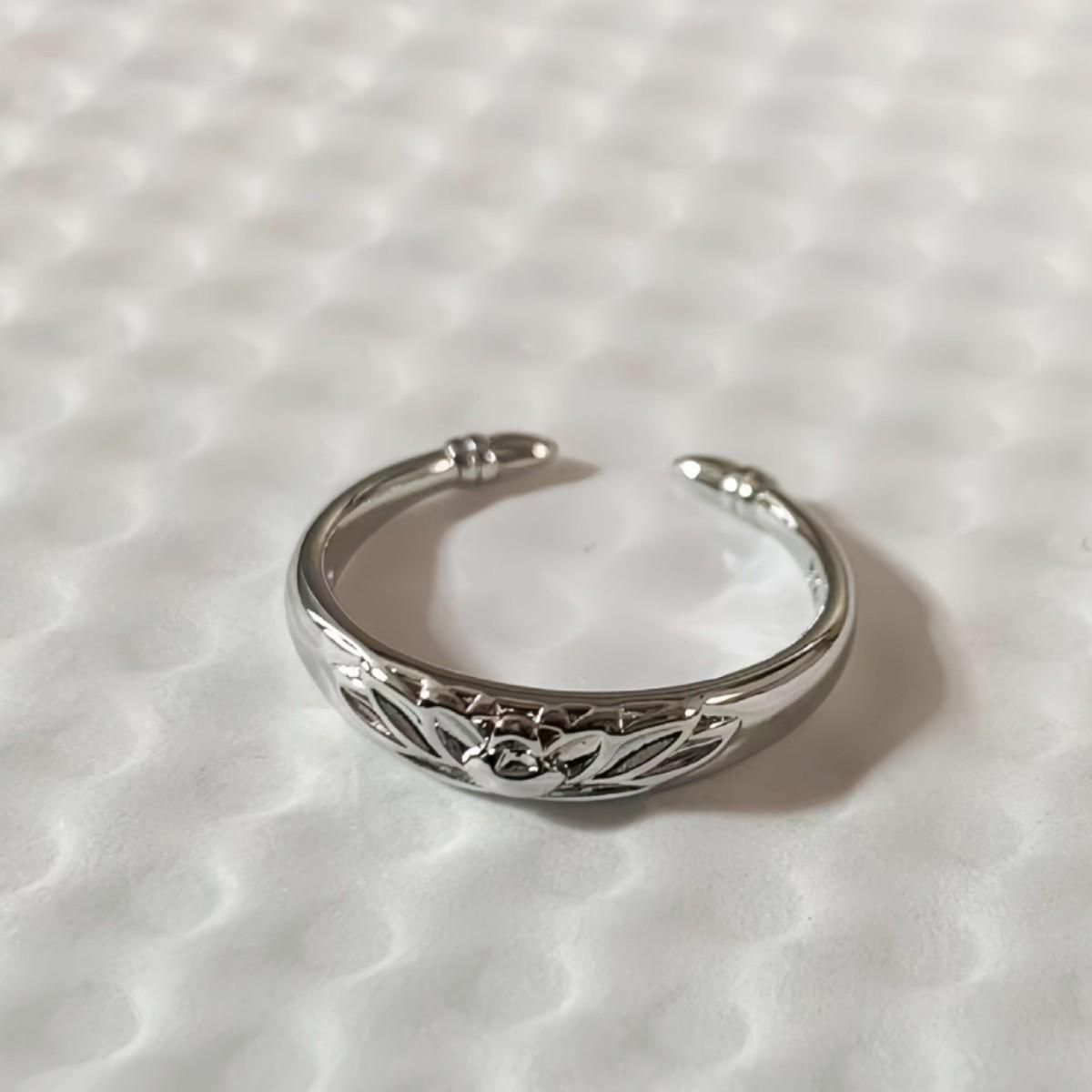 Korean Style Retro Lotus Open Ring for Women