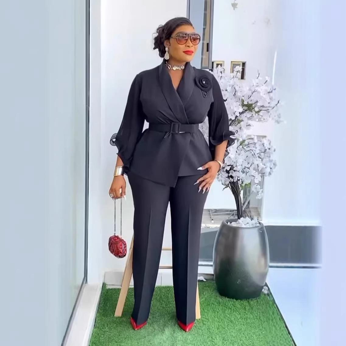 

Women s Plus Size Waist-Cinched Black Suit Set with Ruffle Sleeves and 3D Flower Blazer 2XL чорний