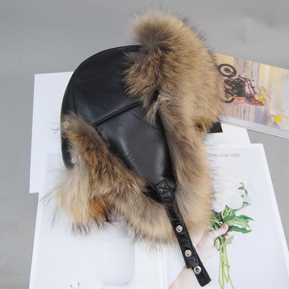 New Unisex Real Sheepskin Leather Hat Luxury Winter Russian Real Fox Fur Hat Warm Soft Quality 100% Real Raccoon Fur Bombers Cap