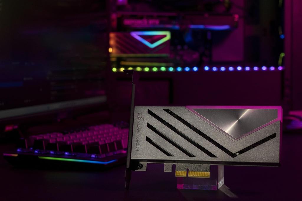 AVerMedia LIVE GAMER 4K GC575 conexiune slot x4 Compatibil cu rată de reîmprospătare ridicată Placă de captură 4K DV0922 2.1 PCIe3.0 HDMI2.1 încorporat /