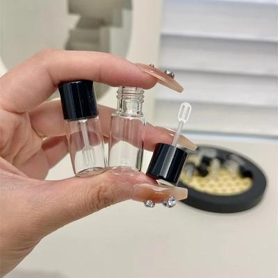1/2/5Pcs Refillable Bottles Liquid Foundation 4ml Subpackage Travel Empty Bottle Mini Digging Spoon Cosmetics Tools