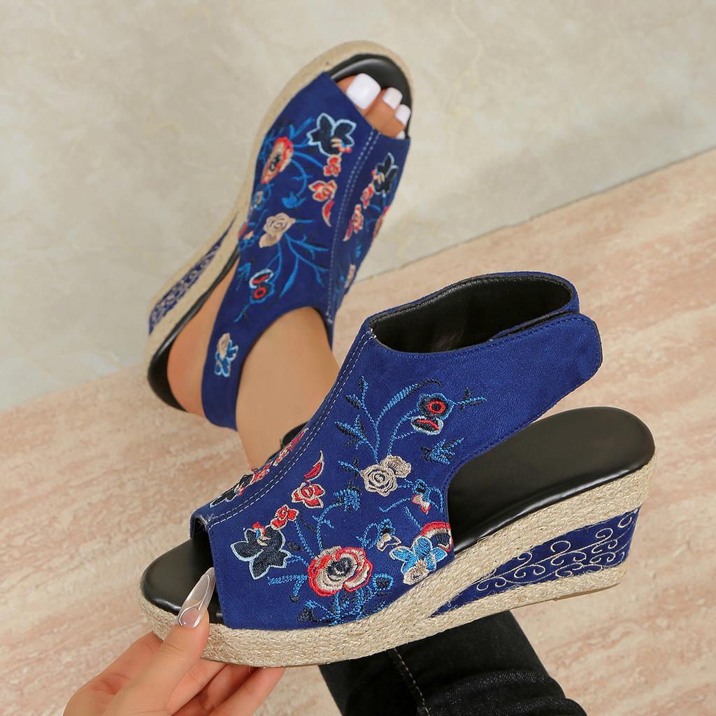 Fashion Women Sandals 2025 New Sexy Slippers Fashion Retro Wedge Platform Shoes Female Peep Beach High Heels Sandals Sandalias De Mujer