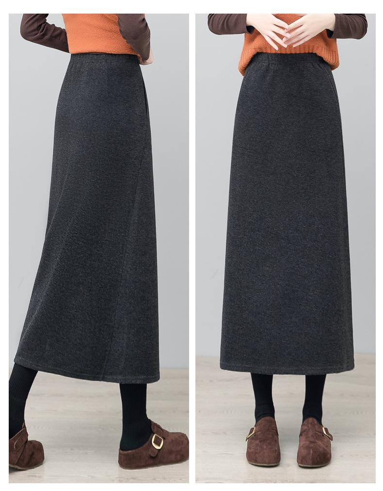 Women's Gray Wool Slimming Midi Skirt: Casual, Comfortable, and Drapey for Autumn/Winter
