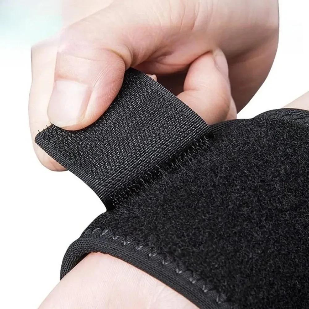 Tutore per Polso Regolabile Perfetto per Donne e Uomini Fascia di Supporto Cinturino Tutore per Tunnel Carpale Mano Fitness Adatto Sia Mano Destra Sinistra
