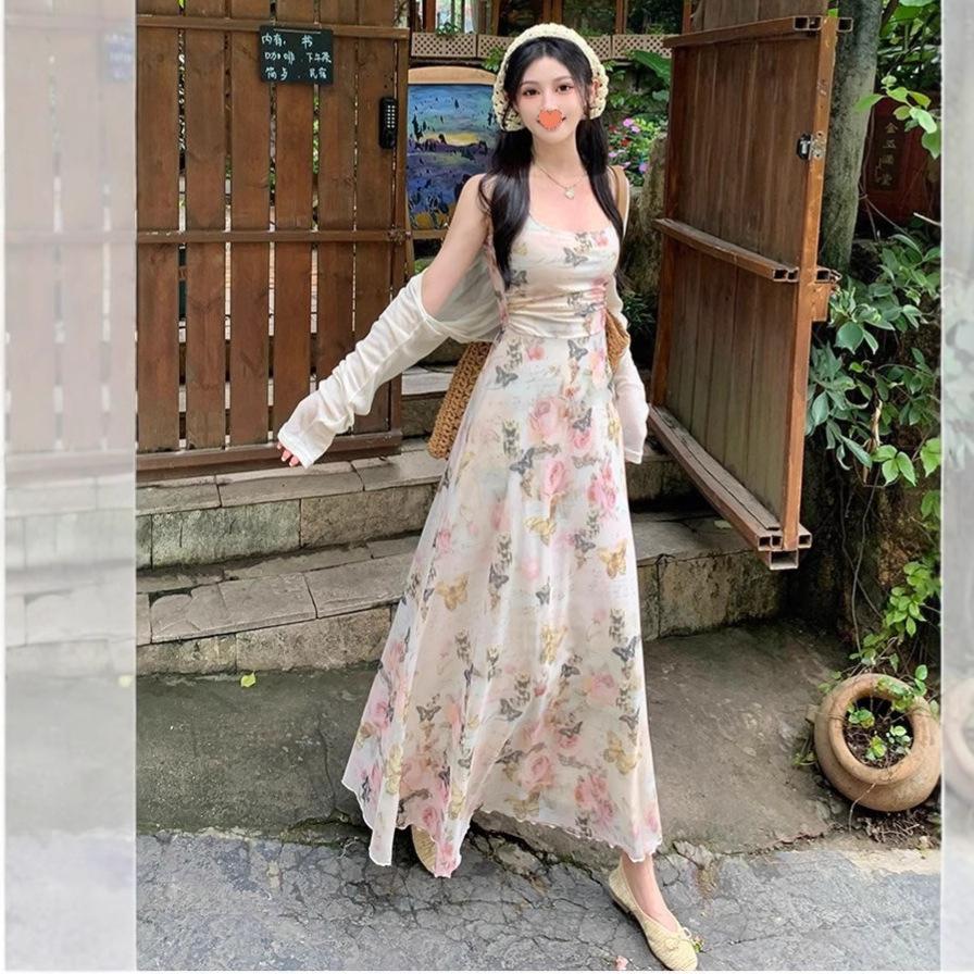 Coffee Break French Floral Suspender Dress Women's Summer Temperament Design Sense Seaside Vacation Long Dress Cardigan Two-piece Set