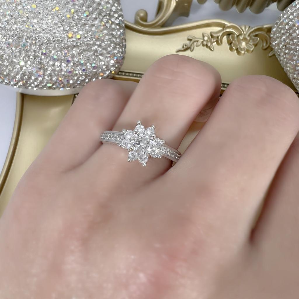 Korean fashion versatile diamond romantic snowflake ring