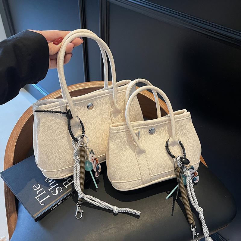 Versatile Handbag Women's Fashion Commuter Tote Bag Casual Shoulder Messenger Bag
