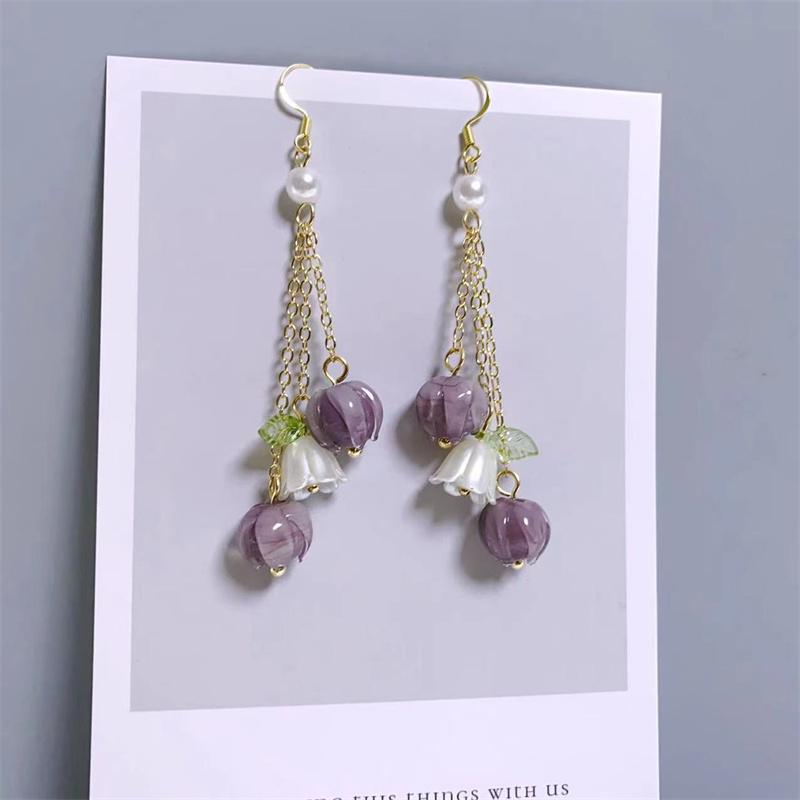 New Sweet Temperament Small Fresh Bamboo White Lily Of The Valley Flower Earrings Elegant And Gentle Asymmetric Earrings