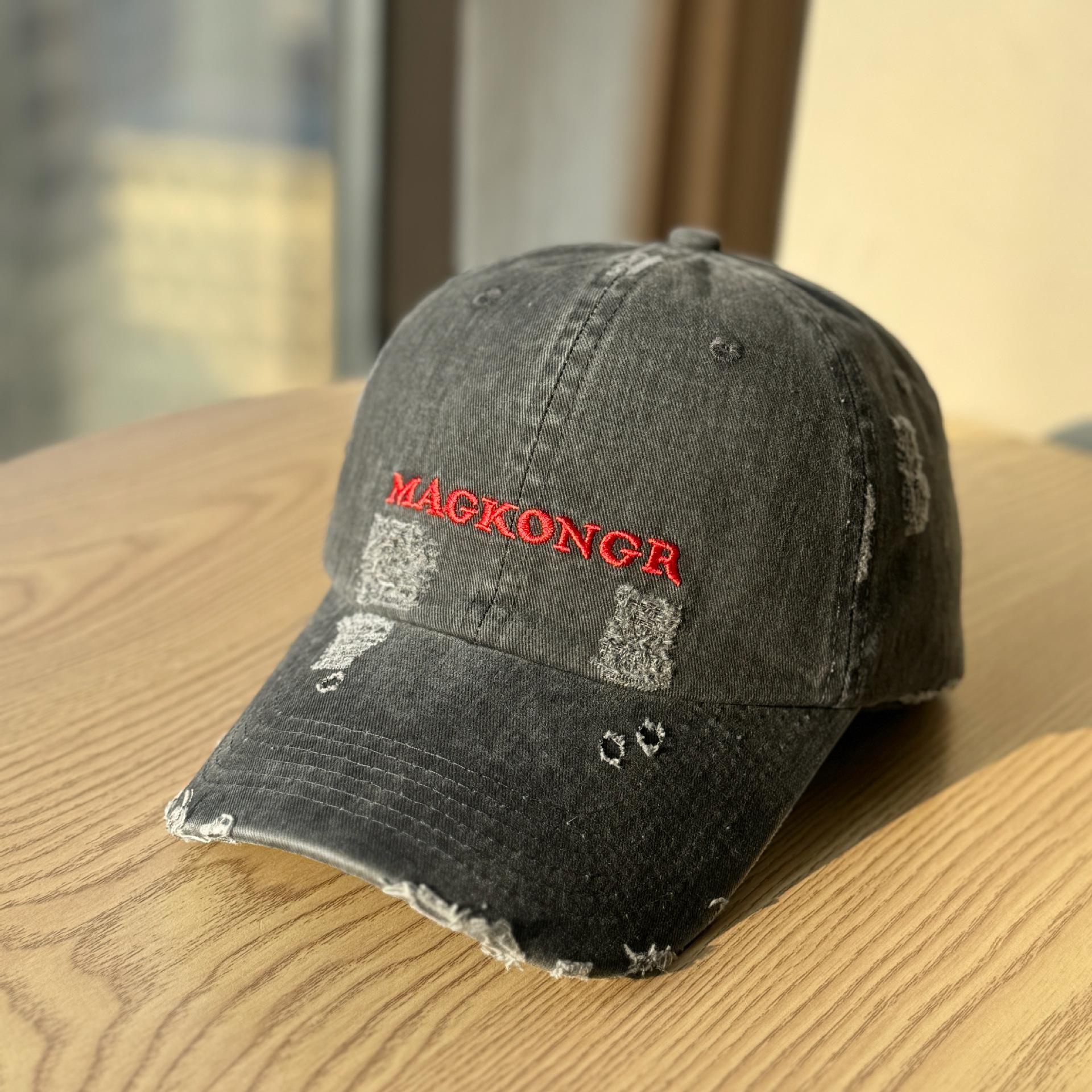 

2026Spring and summer new style washed distressed baseball cap for women, soft top, Korean version, casual versatile duckbill cap for men, trendy Adult54-60Adjustable чёрный