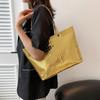 Trendy Black Tote Bag With High-end Feel And Street Style Elements