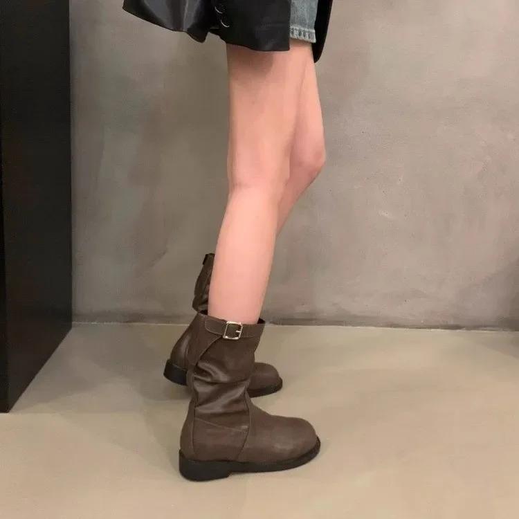 Fashion Hot Sale Korean Small Ankle Boots Female Heaps Boots 2025 New Autumn and Winter Vintage Round Head Motorcycle Boots