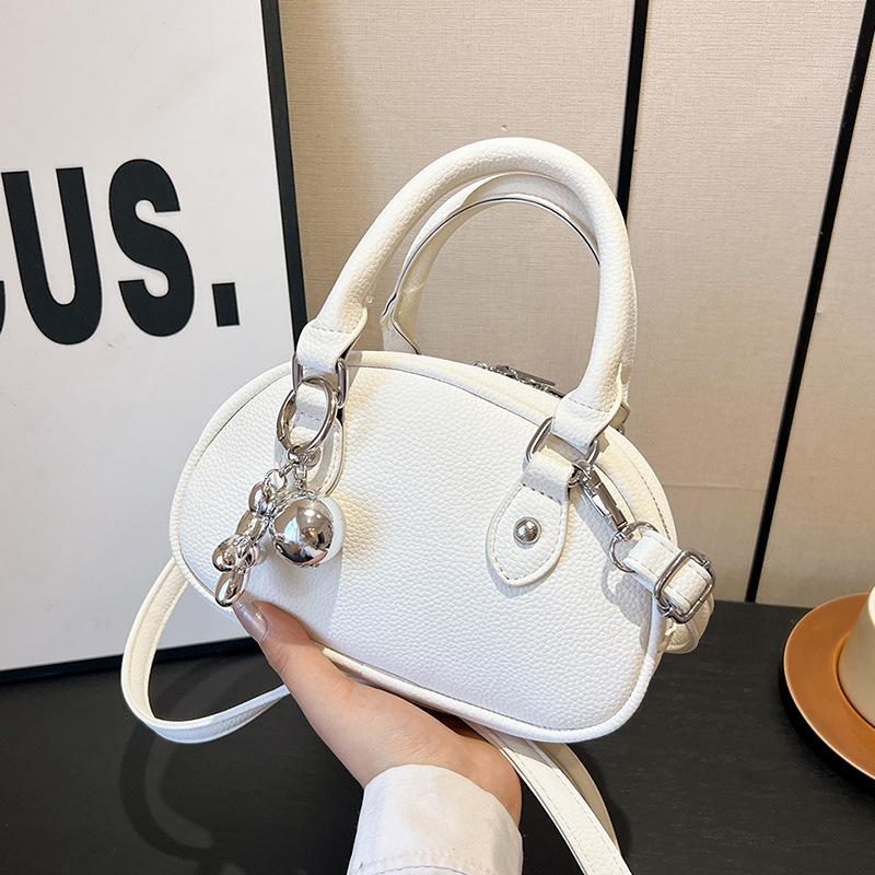 New bag women's niche design handbag 2025 summer high-end sense versatile simple shoulder bag messenger bag