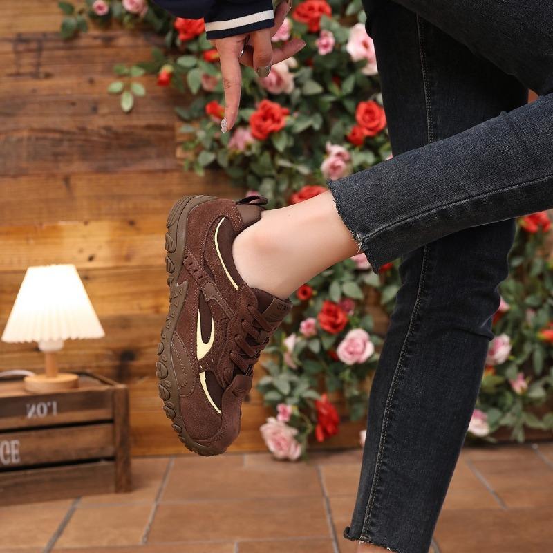 Outdoor suede burgundy women's new versatile casual sports hiking shoes board shoes