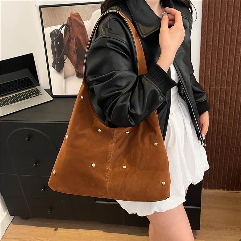 Simple Thread Design Women Faux Suede Shoulder Bags Rivet Large Capacity Ladies Handbags Commuter Female Underarm Tote Bag