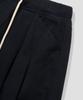 AGOD Double-Pleat Elastic String Bermuda Shorts [Black]