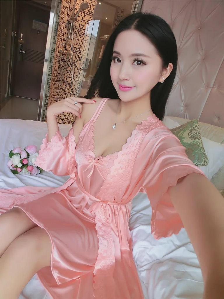 Pyjama-Set aus Eisseide und Spitze in Übergröße – Sexy, lockeres Sommernachthemd 