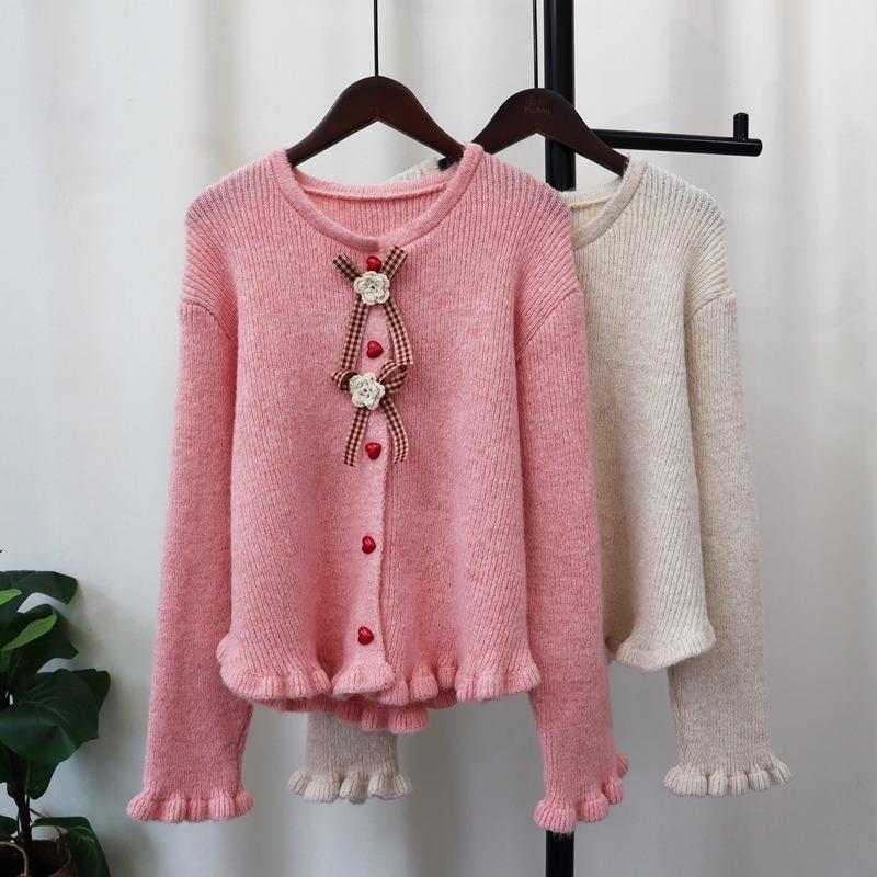 Autumn and winter new three-dimensional flower knitted cardigan design soft waxy sweet temperament sweater jacket women