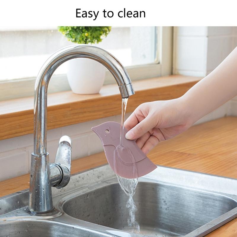 Multi Purpose Silicone Tool Penguins Theme Multifunctional Scrapers Practical Dirt and Grease Cleaning Tool