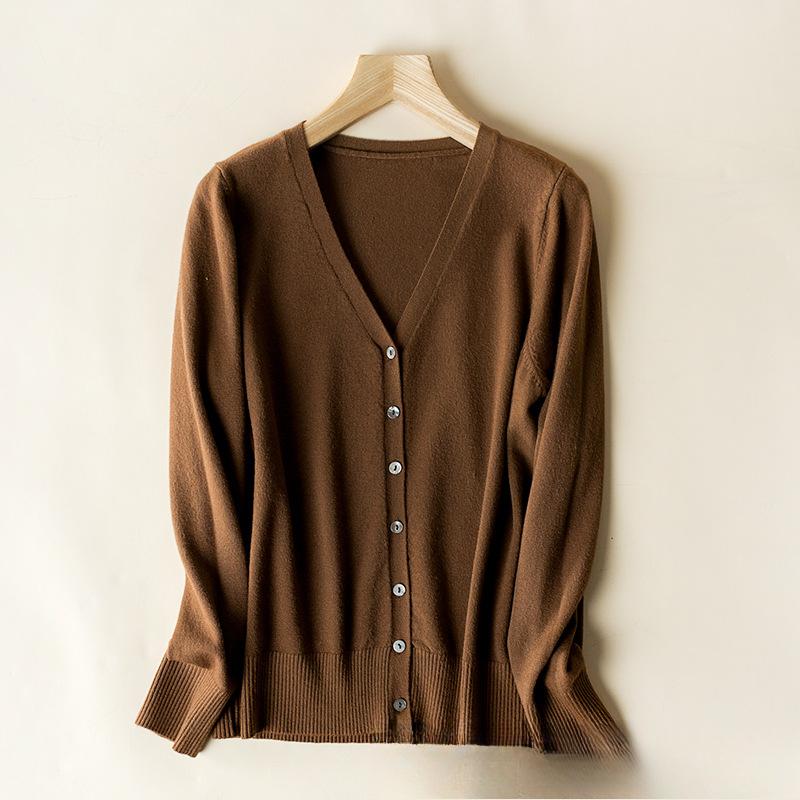 Women's Solid Color Fashion V-neck High-end Knitted Cardigan Short Style, 2025 Spring and Autumn New Women's Korean Long-sleeved Top
