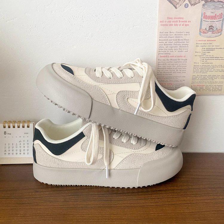 Dámské retro červené tenisky na silné podrážce, jaro 2025, šik hongkongský styl, německé tréninkové boty s kulatou špičkou