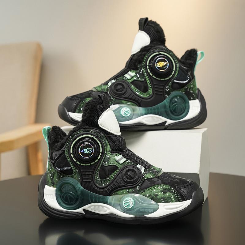 

Winter New Velvet Warm Basketball Shoes Parent-Child Children Adult Basketball Shoes Rotating Buckle Sports Basketball Shoes 31 темно-зеленого