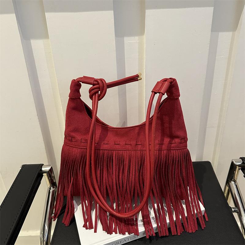 

New 2025 new retro popular women fashion personality foreign style large capacity simple shoulder crossbody tote bag красный