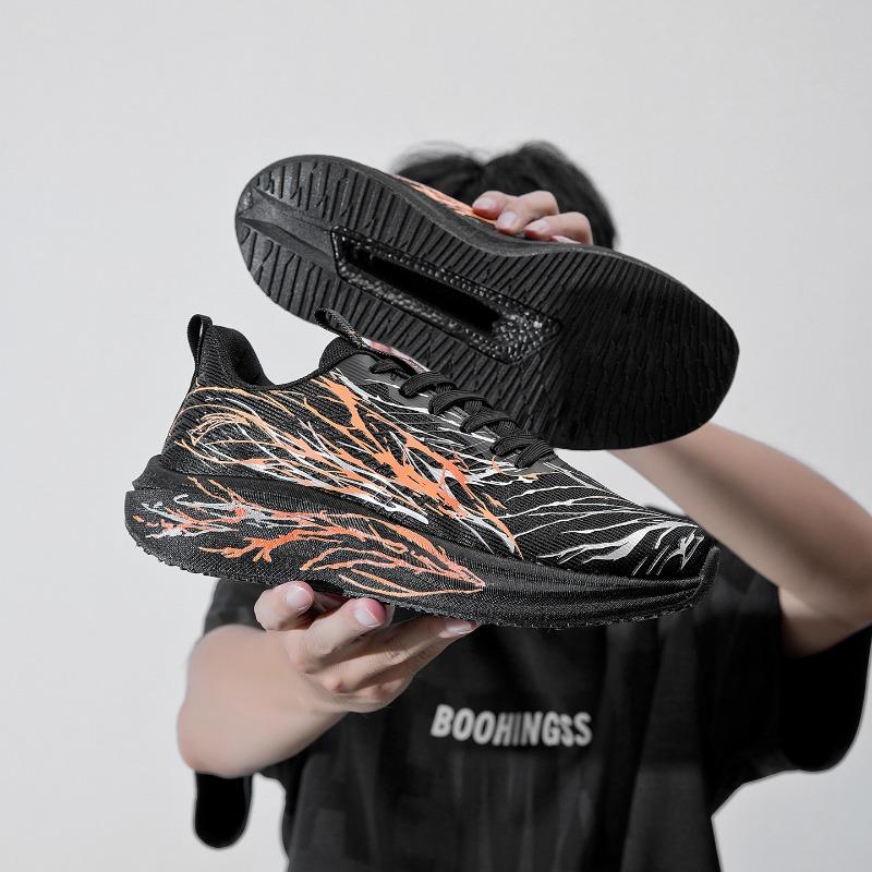 New sports and leisure shoes, popcorn carbon board soft-soled running shoes, fashionable and versatile student running shoes