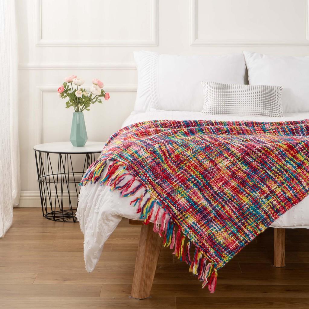 Soft And Luxurious Acrylic Sofa Throw Blanket In Vibrant Floral And Orange Colors