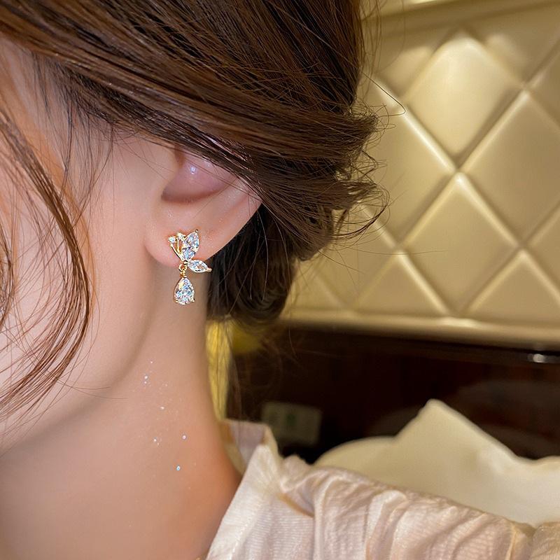 Korean Fashion Waterdrop Butterfly Flower Earrings New High End Versatile Earrings for Women