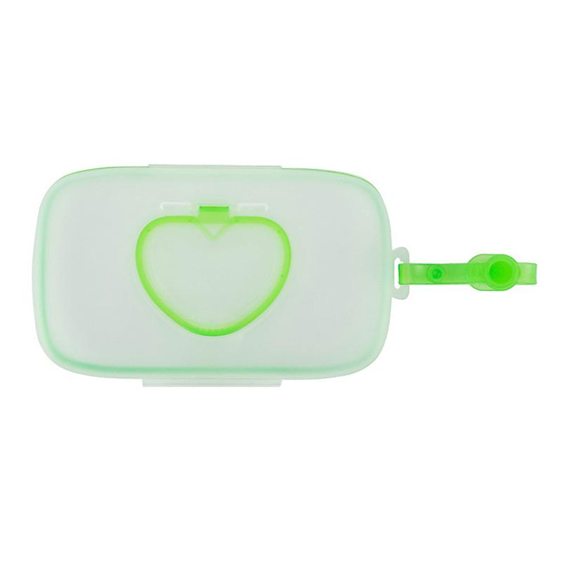 Portable Heart-Shaped Wet Wipes And Mask Storage Box With Snap Closure, Suitable For Children'S Travel.