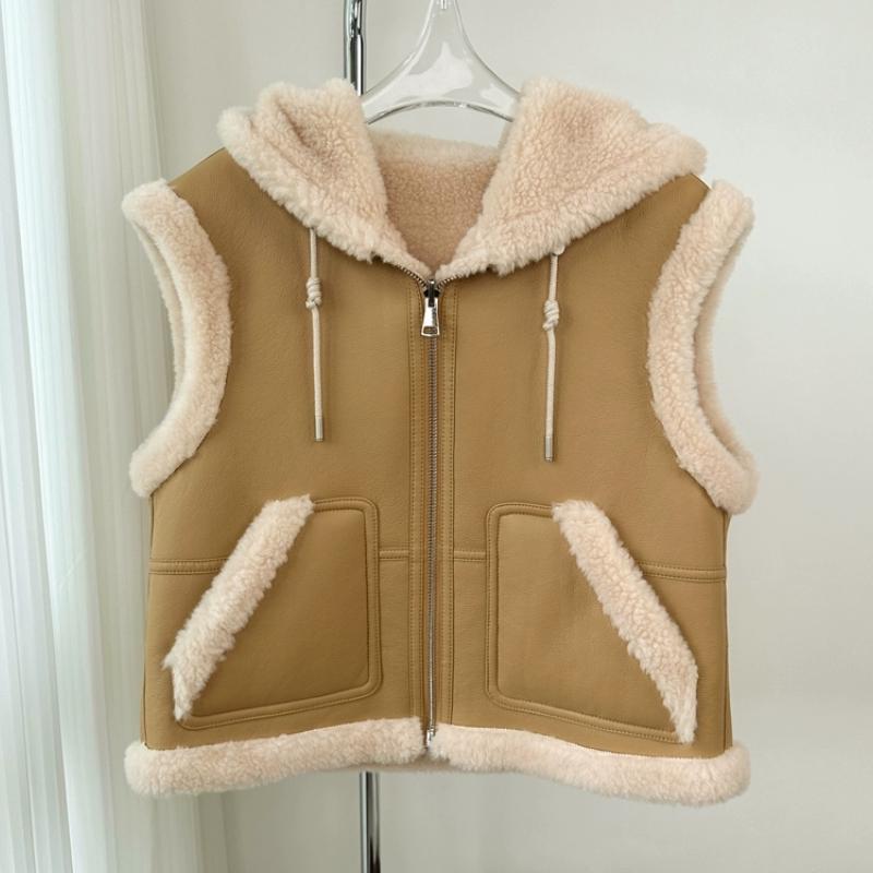Winter Chic Vintage Leather Lamb Wool Waistcoat Women New Design Thick Hoodied Retro Coat Aesthetic Casual Street Fashion Jacket