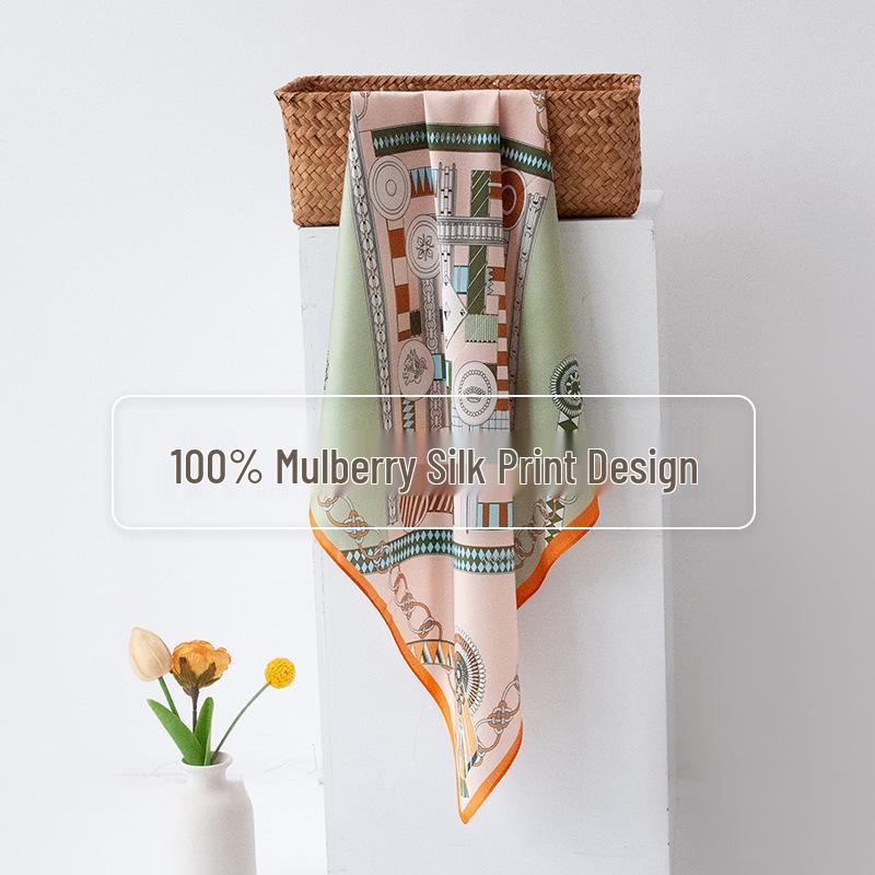 Emerald Green Mulberry Silk Scarf: Versatile Sunscreen & Sunshade with Badge Pattern